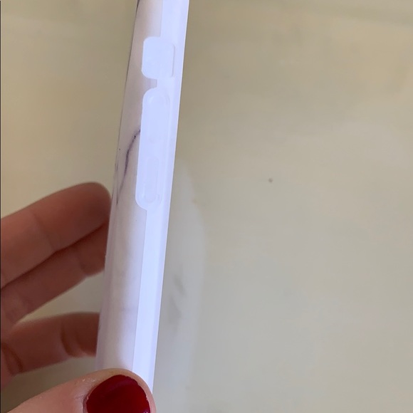 iPhone XR case - Picture 2 of 4